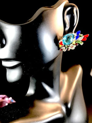 1942 Crown Trifari "Two Birds on a Branch" Rhodium Clip Earrings