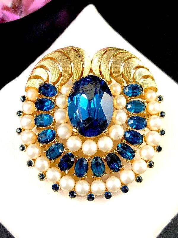 Matching Jewels of India clip earrings