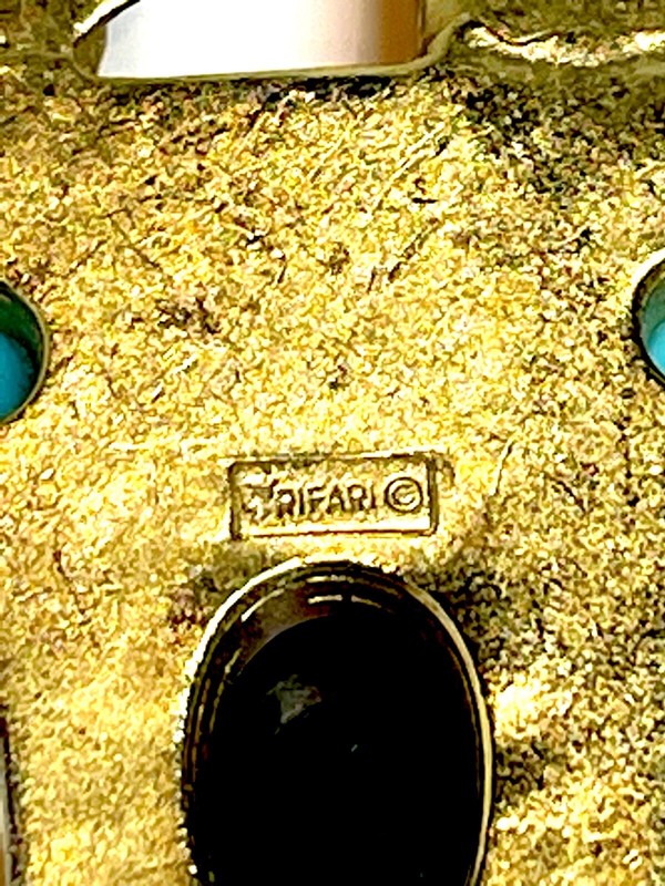 Crown Trifari mark on the pendant reverse
