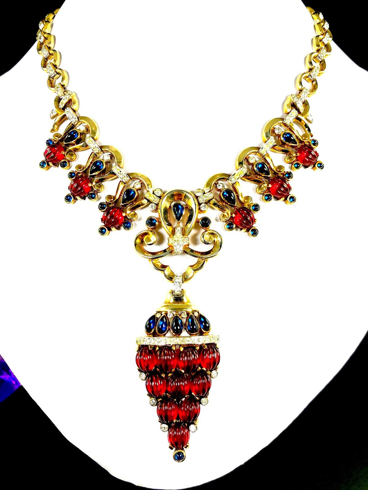 1949 Crown Trifari “Schéhérazade” Moghul Necklace