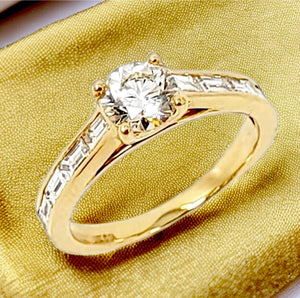 James Allen 18K Diamond Baguette Ring