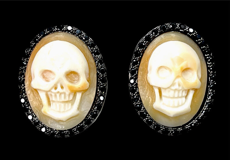 Amedeo Hand-Carved Sardonyx Skull Cufflinks