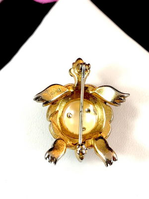 1942 Crown Trifari “Ming Turtle” Clip Set